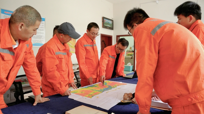 20251030/69031fcb23013.jpg 8陜西地礦六隊(duì)地調(diào)所黨支部.jpg